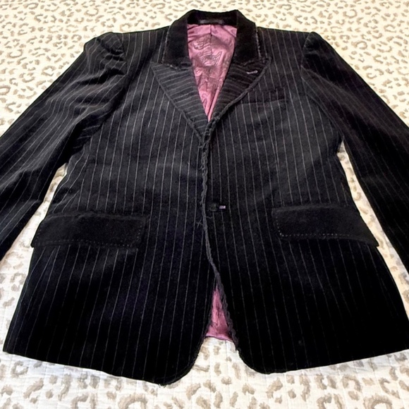 7 Diamonds Men's Vintage Distressed Black Velvet Pinstriped Jacket; Size 42‎ - Picture 5 of 10